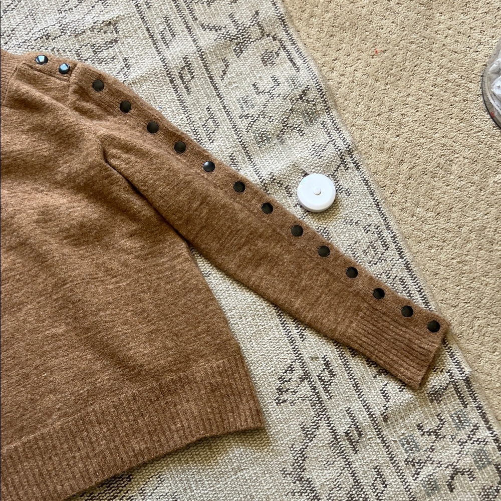 Isabel Marant Camel Button-Trim Turtleneck Sweater - Picture 6 of 8